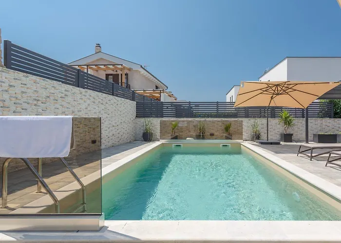 Apartman Barbara With Private Pool *