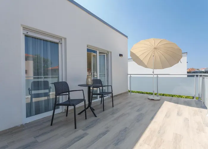 Barbara With Private Pool *